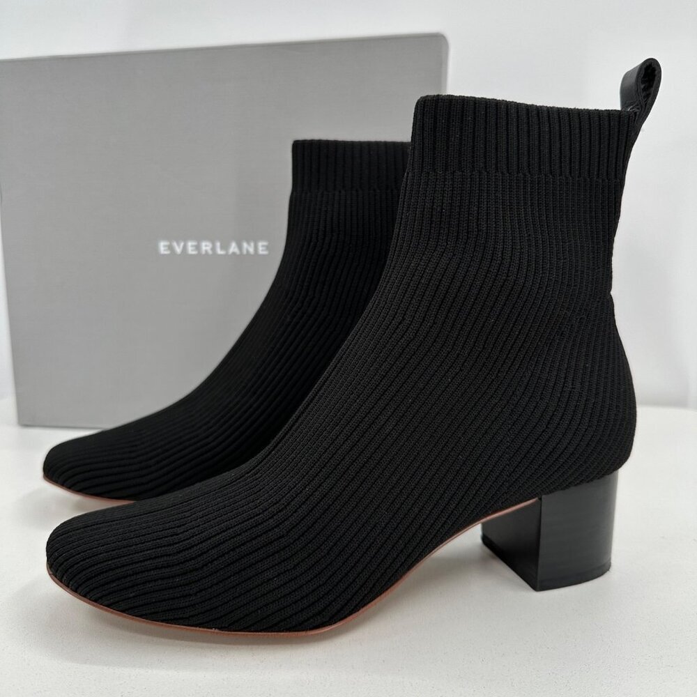 Everlane The Glove Boot in Black size 9.5 Women's Stretch Rib Knit Ankle Bootie